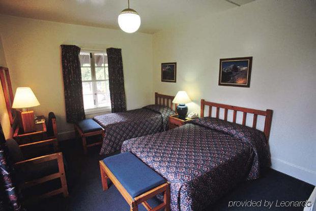 Motel Lake Mcdonald ويست غلاسير المظهر الخارجي الصورة